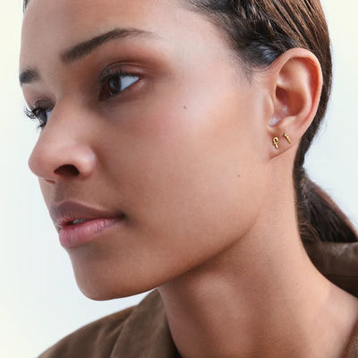 I Alfabet | Ørestik Forgyldt sølv | 10145A